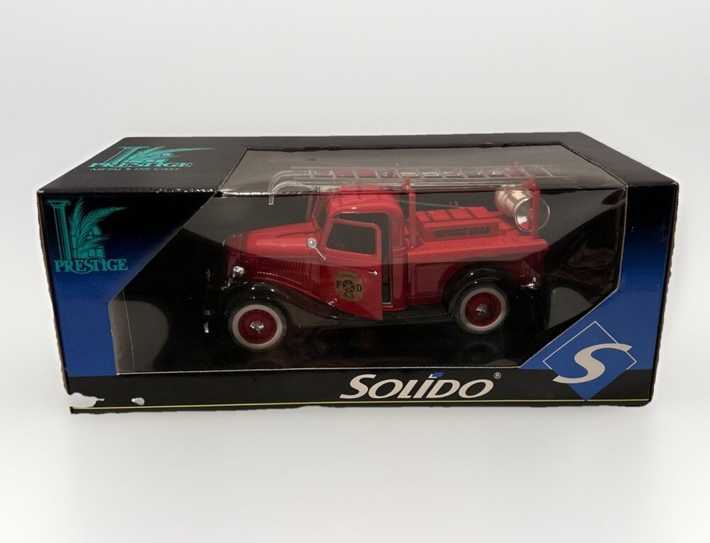 SOLIDO FORD POMPIER #8026 FIRE TRUCK ENGINE NO 3